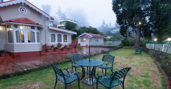 Bouganvilla Resort Ооти Екстериор снимка